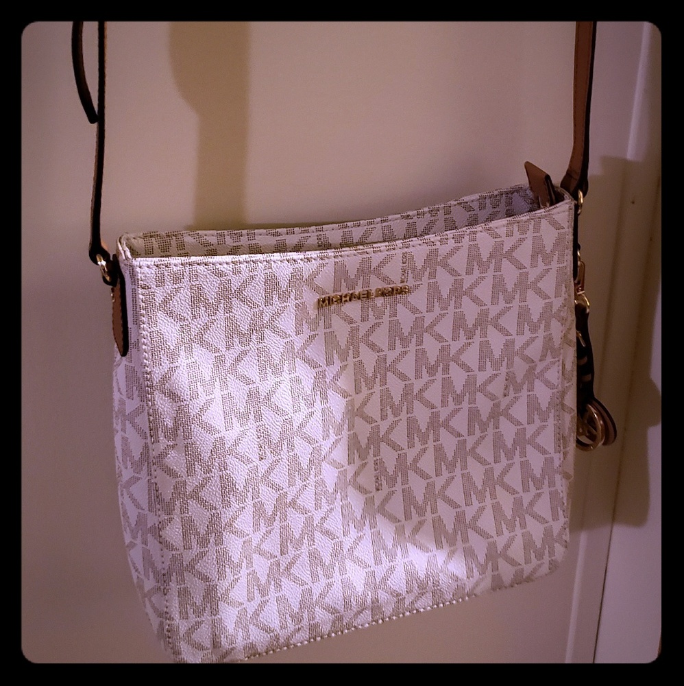 Authentic Michael Kors Crossbody